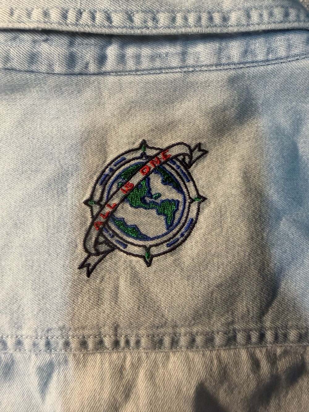 Vintage Hard Rock Cafe New York All Is One Denim Button Up Shirt - Picture 4 of 6